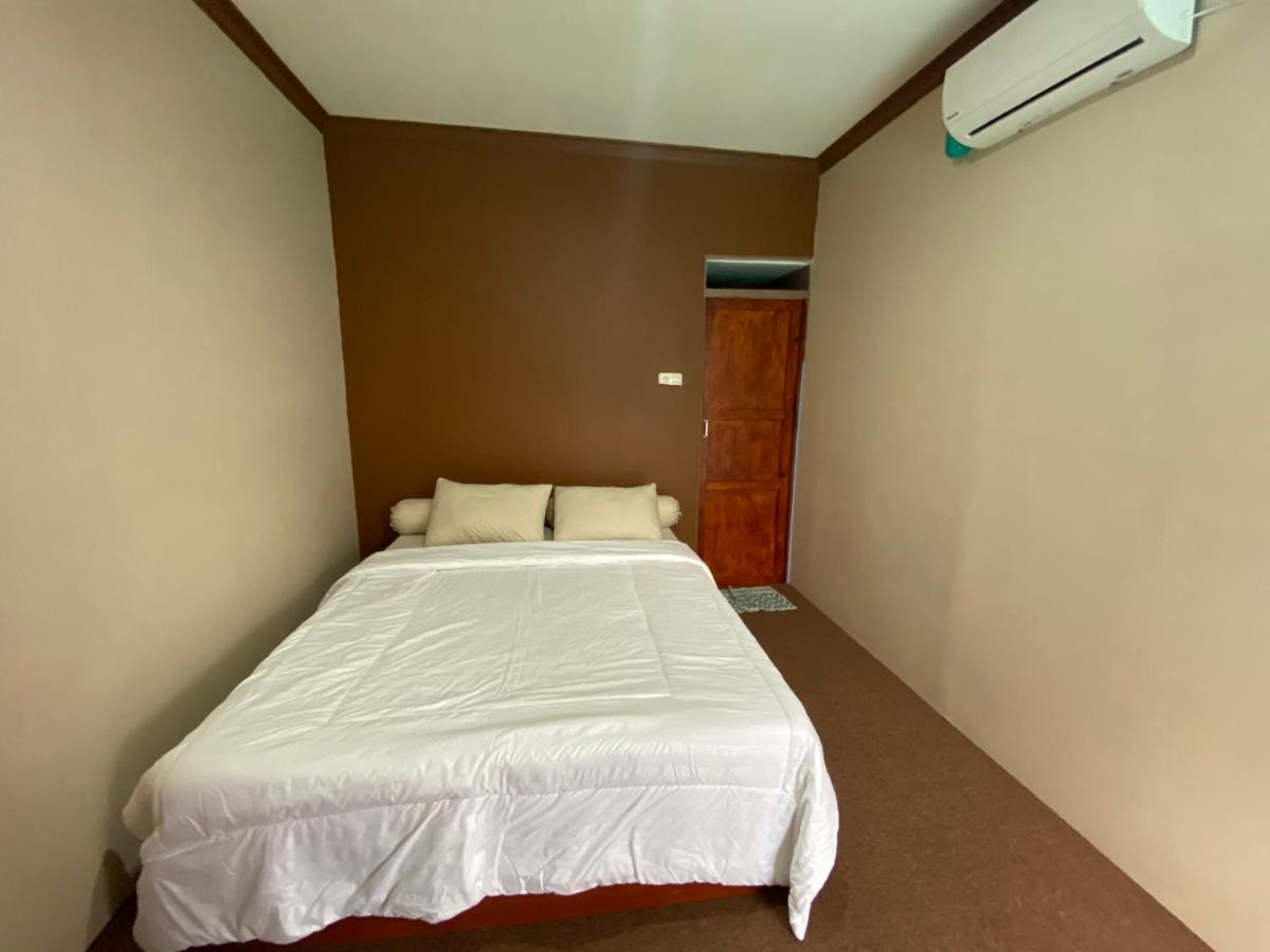 Hotel Oyo 3195 Strongkeng Syariah Palembang